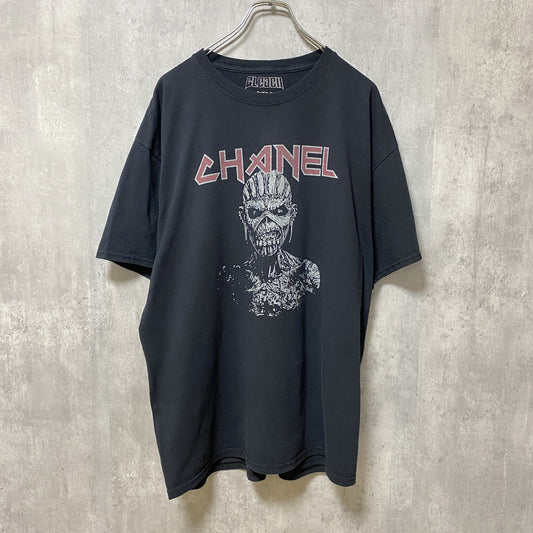 古着 used　アイアンメイデン　CHANEL　BLEACH　半袖プリントTシャツ　黒　ブラック　ビッグシルエット　XLサイズ