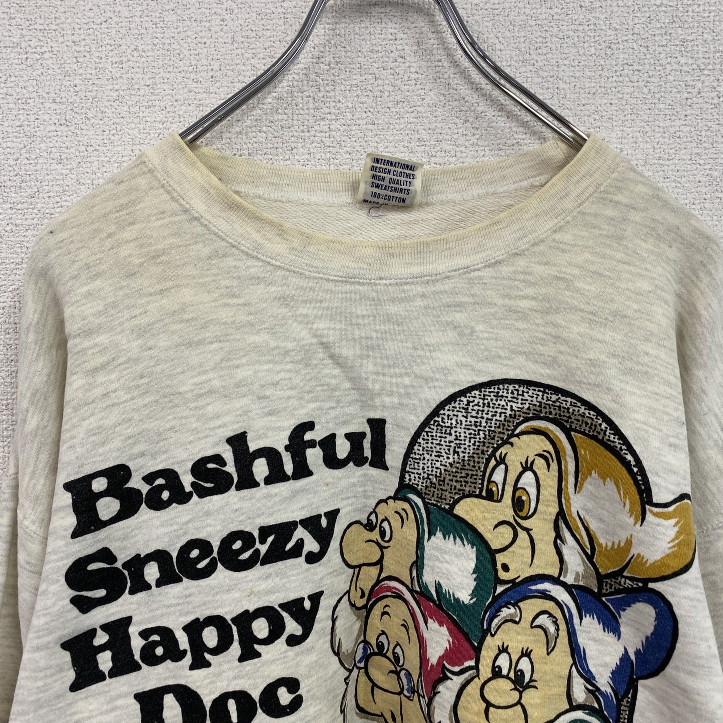 Disney　ディズニー　Dia Club　七人の小人　スウェット/トレーナー　オートミール　M-Lサイズ