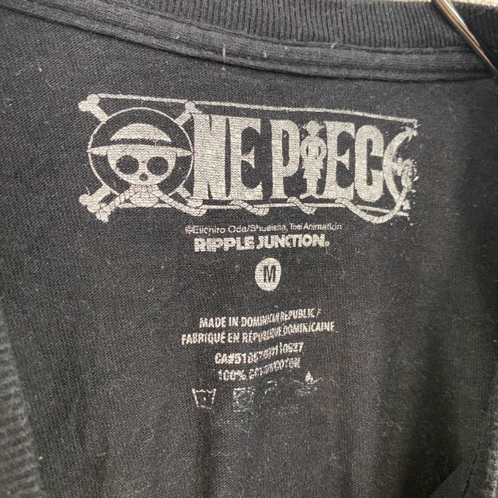 ONE PIECE　ワンピース　ルフィ　半袖公式アニメプリントTシャツ　キャラクター　黒　ブラック　Mサイズ　古着