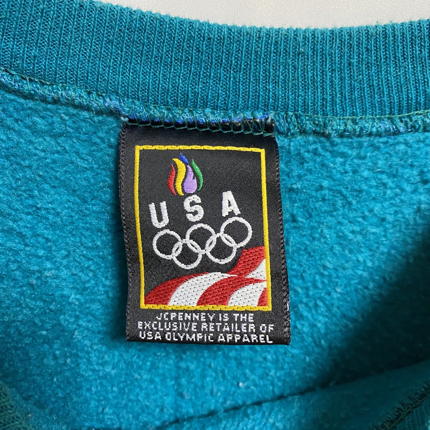 古着 used　USA OLYMPIC APPAREL　長袖スウェット　ワンポイント刺繍　クルーネック　秋冬服　Lサイズ