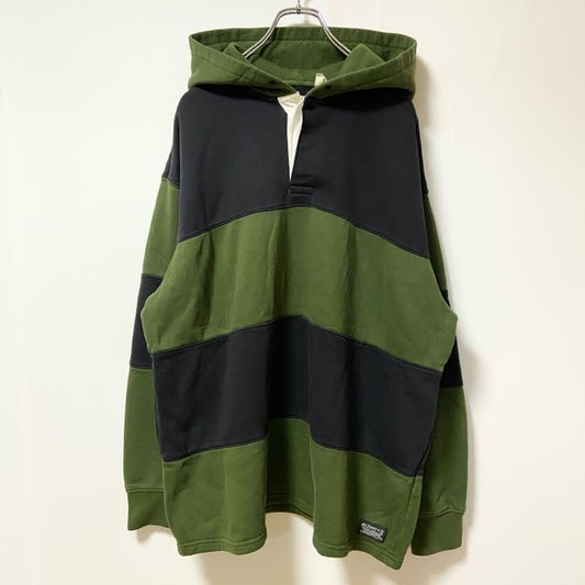 古着 used　Levi’s リーバイス　長袖ハーフボタンパーカー　ボーダー柄　緑　黒　レトロデザイン　Lサイズ
