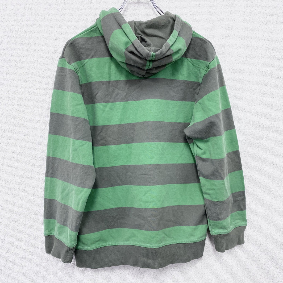 00s　NIKE　ナイキ　スウェットパーカー/フーディー　ヴィンテージ　ボーダー柄　緑　グリーン　灰色　グレー　古着