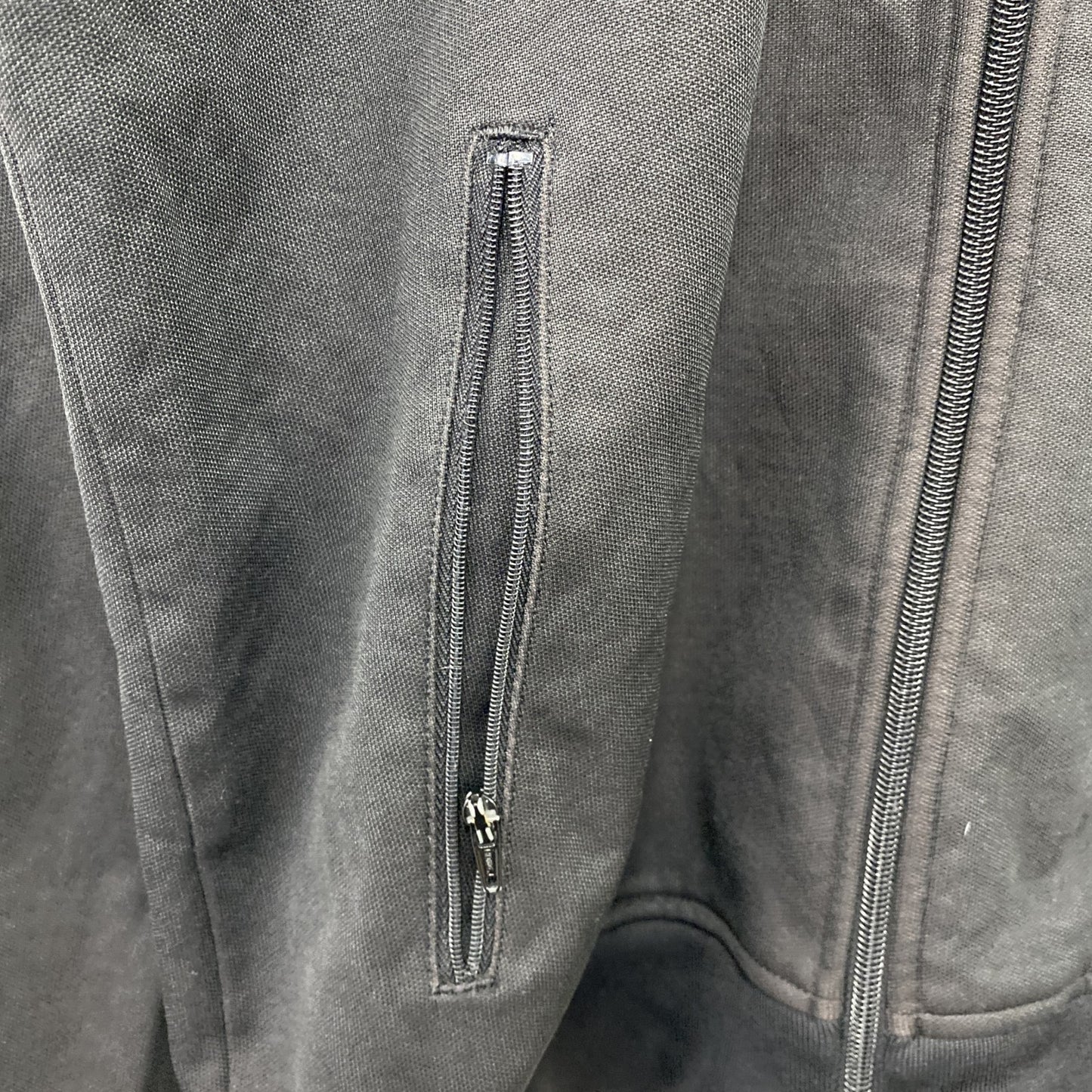 adidas　アディダス　トラックジャケット/ジャージ　トレフォイルロゴ　黒　ブラック　Lサイズ