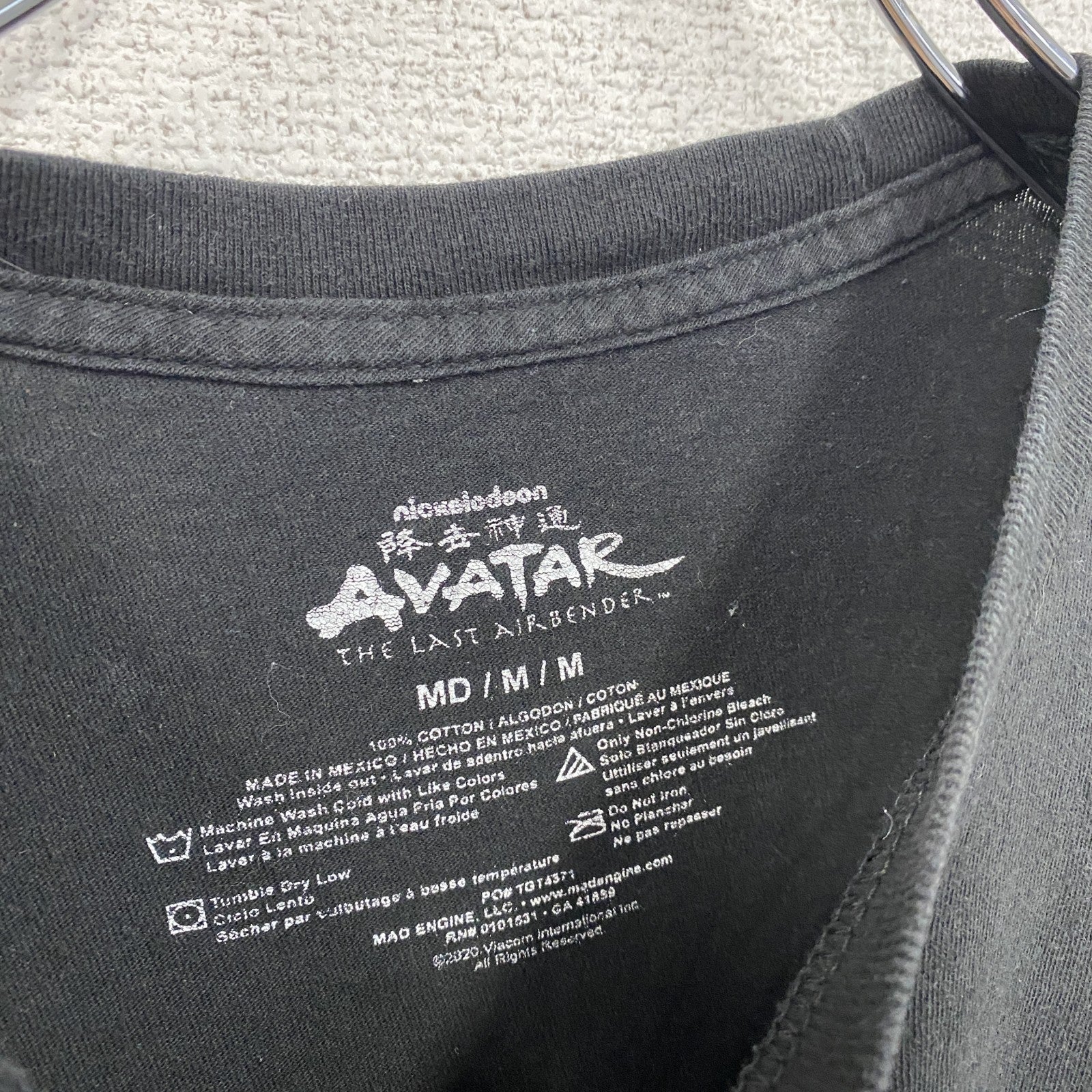 アバター 伝説の少年アン　AVATAR　半袖アニメプリントTシャツ　レトロ　クルーネック　黒　ブラック　Mサイズ　古着