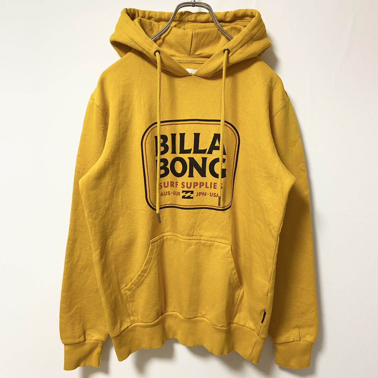 古着 used　BILLABONG ビラボン　長袖ロゴプリントパーカー　スウェット　プルオーバー　黄色　イエロー　Sサイズ