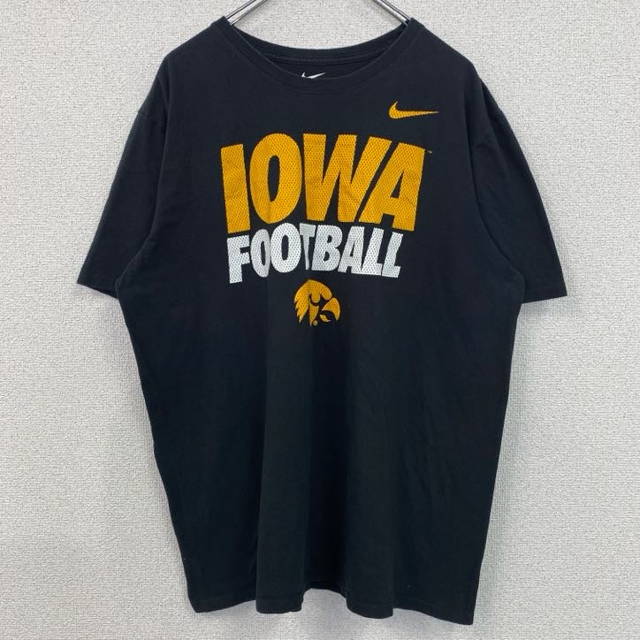 古着 used　NIKE　ナイキ　半袖カレッジプリントTシャツ　アイオワ大学　フットボール　スポーツ　黒　ブラック　XLサイズ