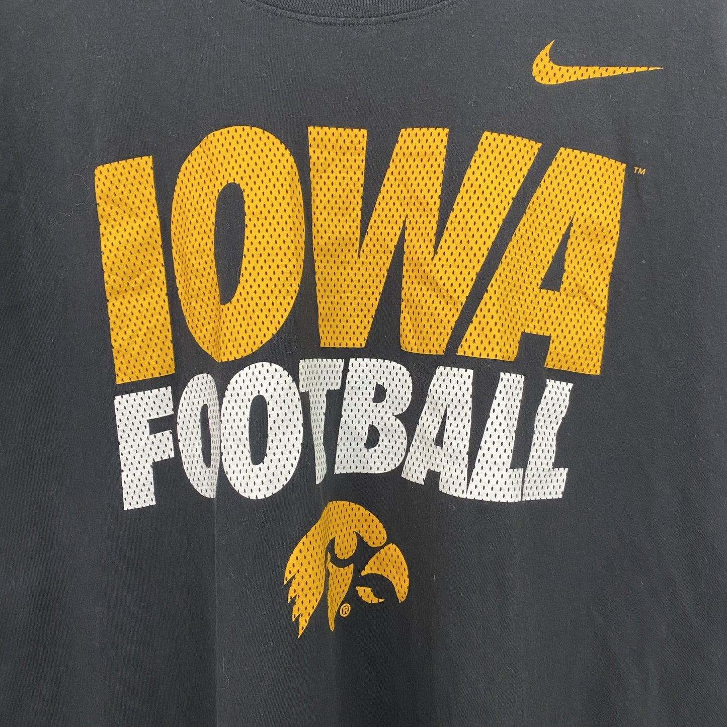 古着 used　NIKE　ナイキ　半袖カレッジプリントTシャツ　アイオワ大学　フットボール　スポーツ　黒　ブラック　XLサイズ