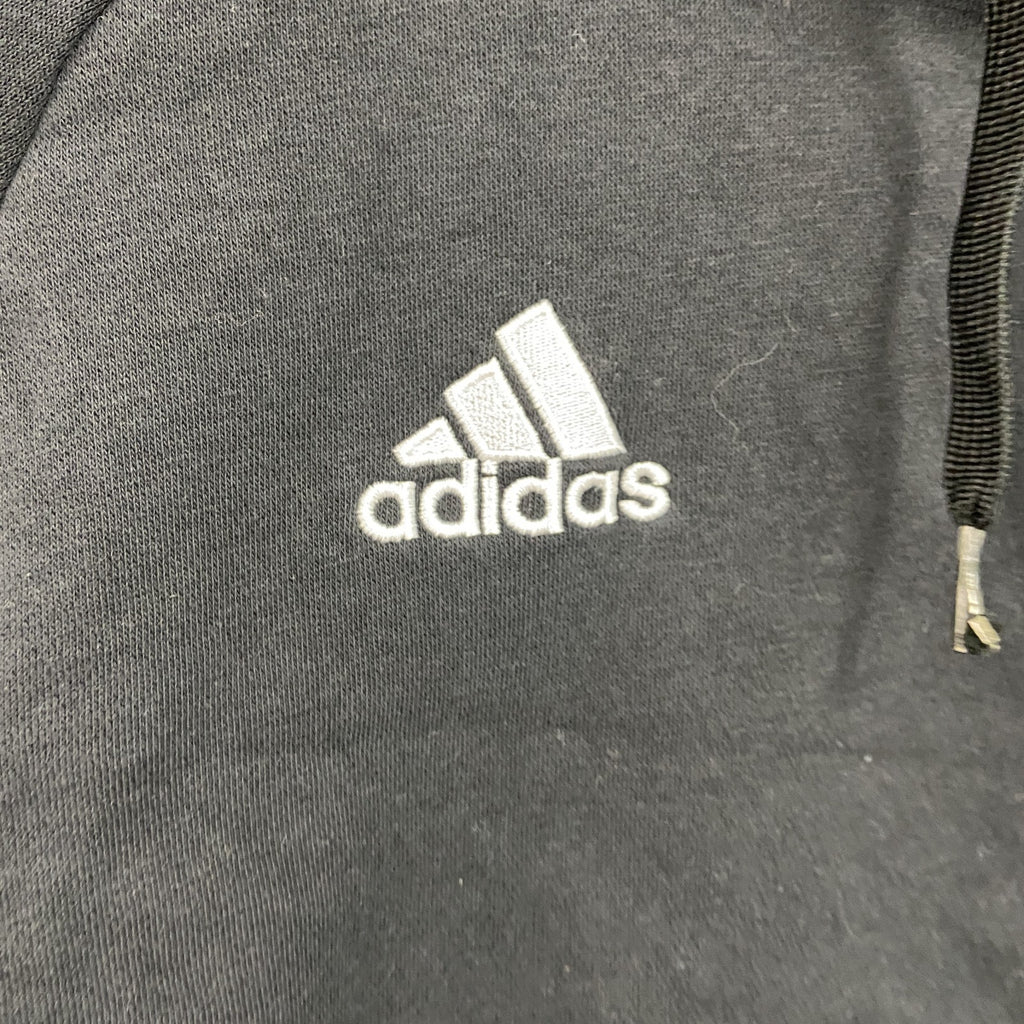 adidas　アディダス　スウェットパーカー/フーディー　パフォーマンスロゴ　ラグランスリーブ　黒　ブラック　Mサイズ　古着