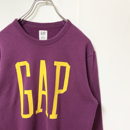 古着 used　GAP ギャップ　長袖スウェット　トレーナー　ビックロゴプリント　秋冬服　パープル　Sサイズ