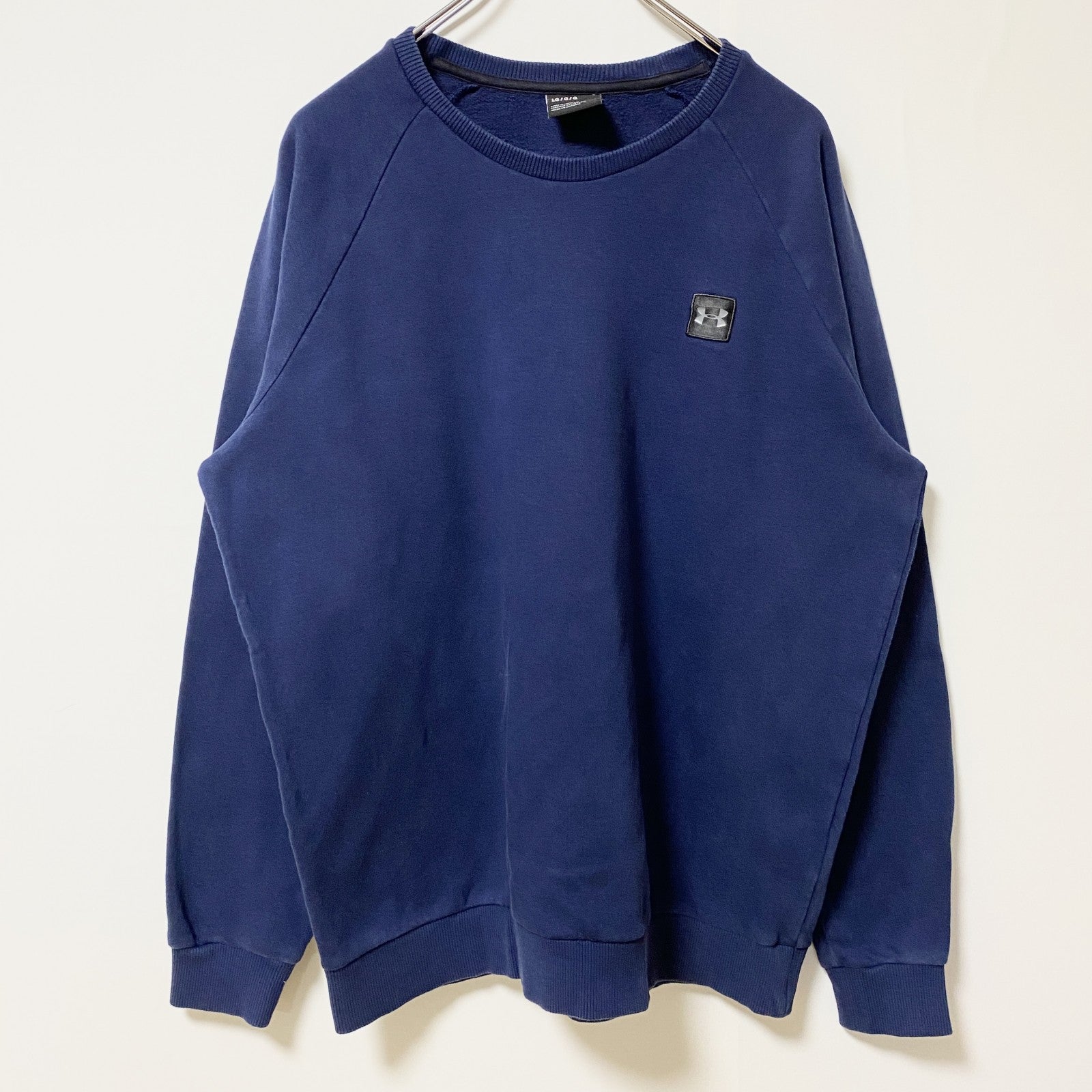 UNDERARMOUR　アンダーアーマー　長袖クルーネックスウェット　トレーナー　ネイビー　紺　秋冬服　Lサイズ　古着
