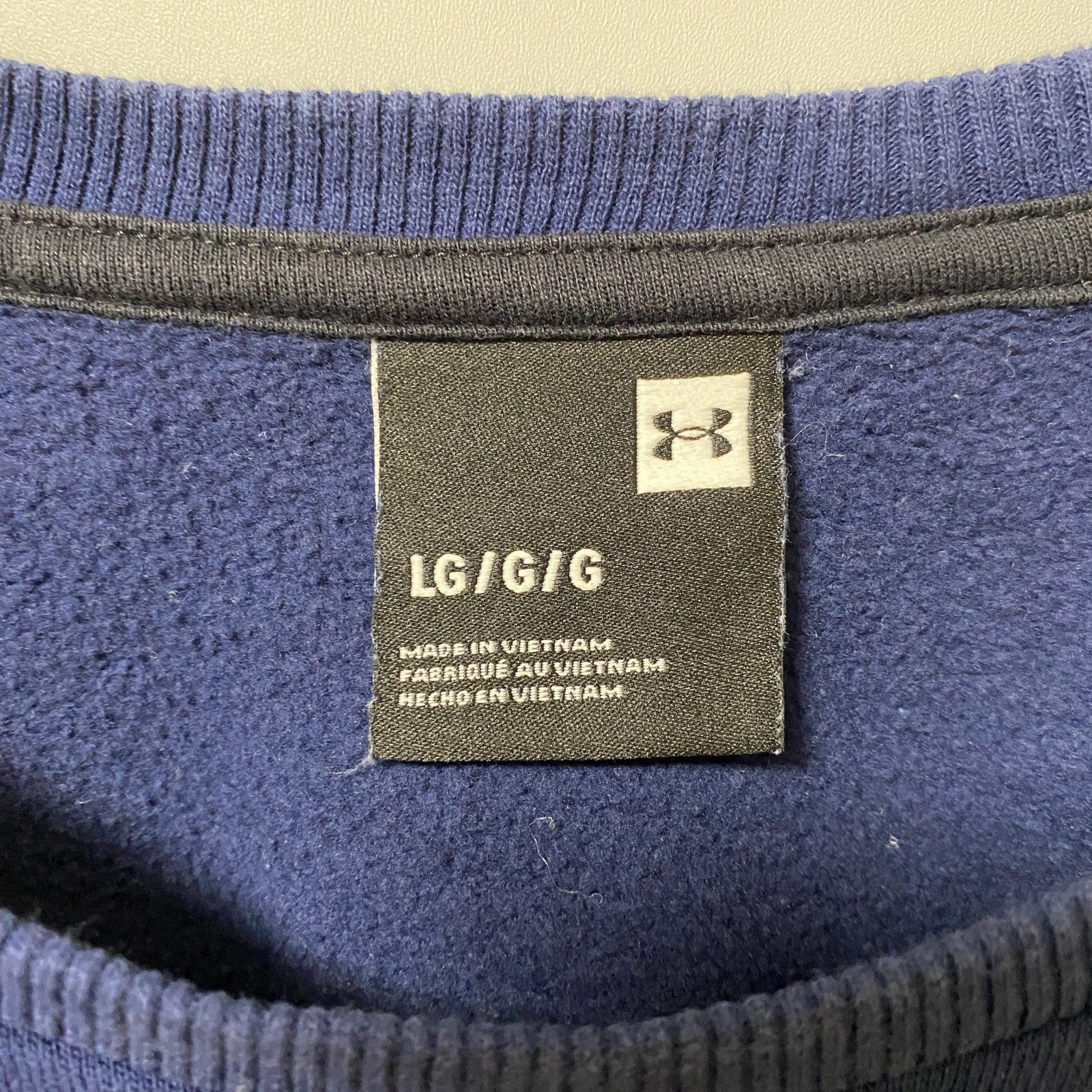 UNDERARMOUR　アンダーアーマー　長袖クルーネックスウェット　トレーナー　ネイビー　紺　秋冬服　Lサイズ　古着