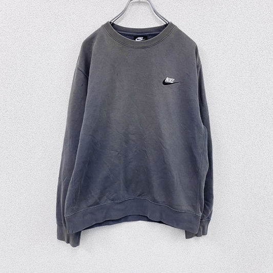 NIKE　ナイキ　スウェット/トレーナー　灰色　グレー　Mサイズ