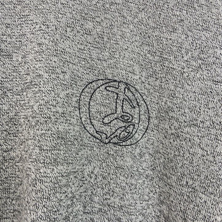 半袖プリントTシャツ　レトロデザイン　クルーネック 　ワンポイントロゴ　両面プリント　ニット生地　霜降りグレー　　古着