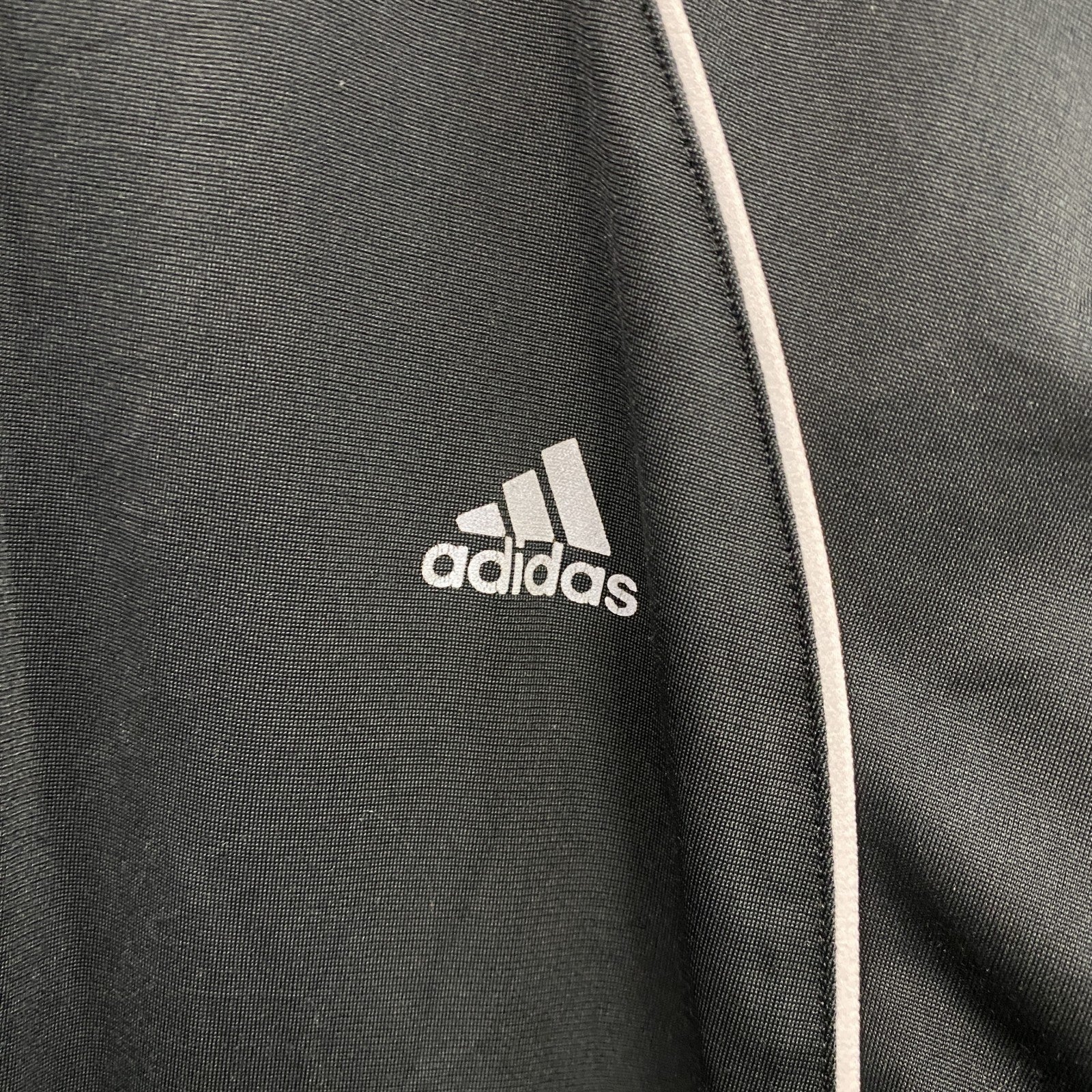 00s　adidas　アディダス　トラックジャケット/ジャージ　ヴィンテージ　黒　ブラック　古着