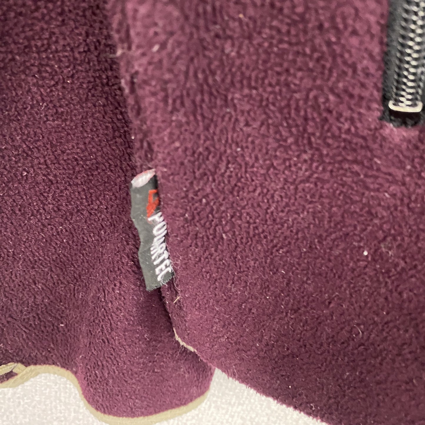 AIGLE　フルジップフリースジャケット　ボルドー　カシスレッド　Lサイズ