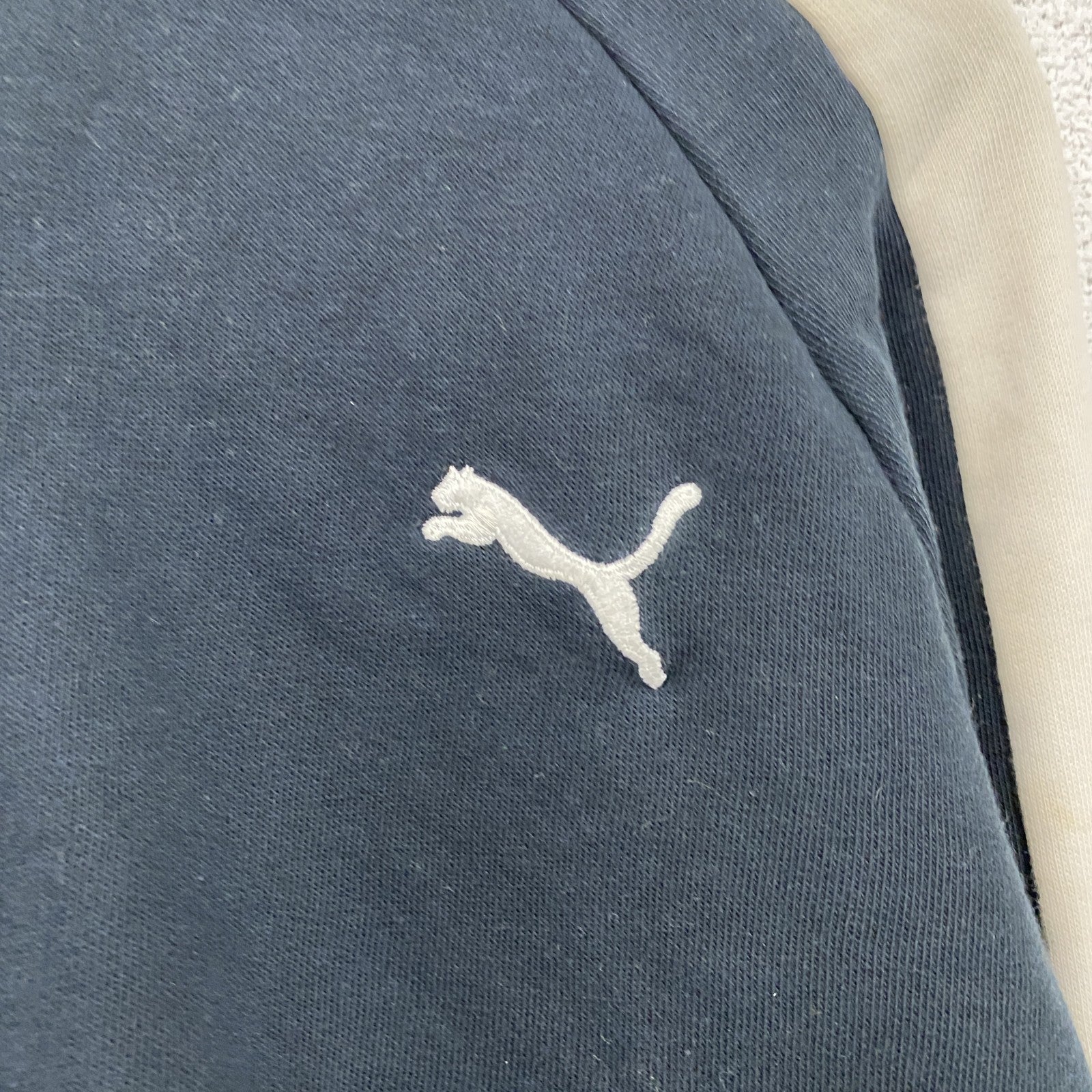 PUMA　プーマ　トラックジャケット/ジャージ　黒　ブラック　Sサイズ　古着