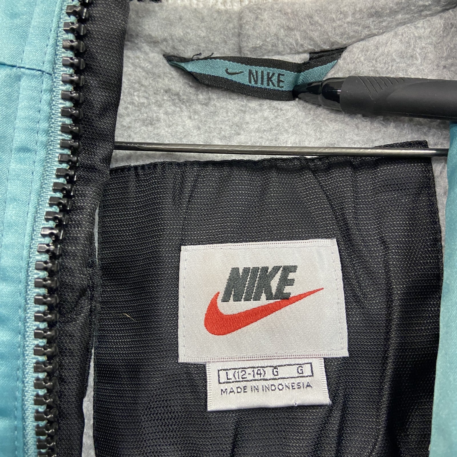 90s　NIKE　ナイキ　フルジップナイロンパーカー　ヴィンテージ　フリースライナー　水色　ライトブルー　Lサイズ　古着