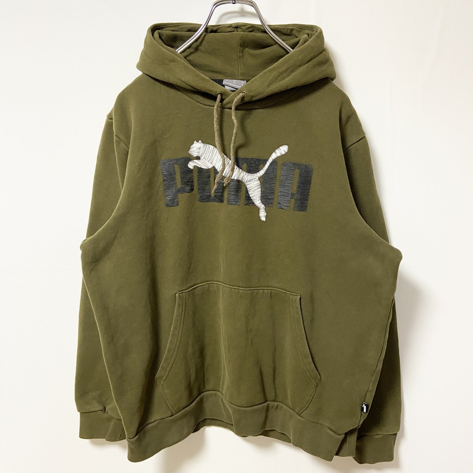 puma プーマ　長袖ロゴプリントパーカー　フード付きスウェット　プルオーバー　カーキ　Mサイズ　古着