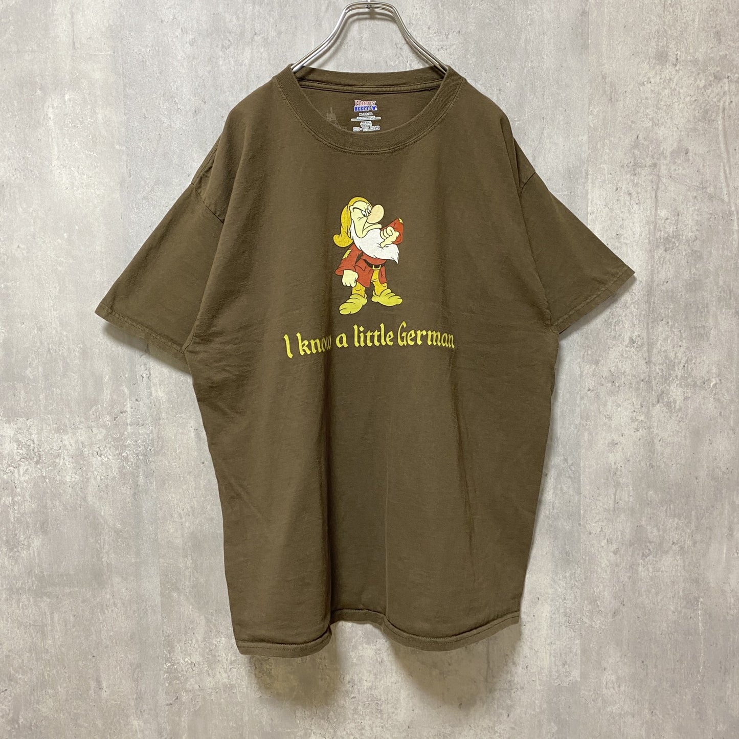 古着 used　Disney　ディズニー　半袖プリントTシャツ　白雪姫　Hanes　ヘインズ　茶色　ビッグシルエット　XLサイズ