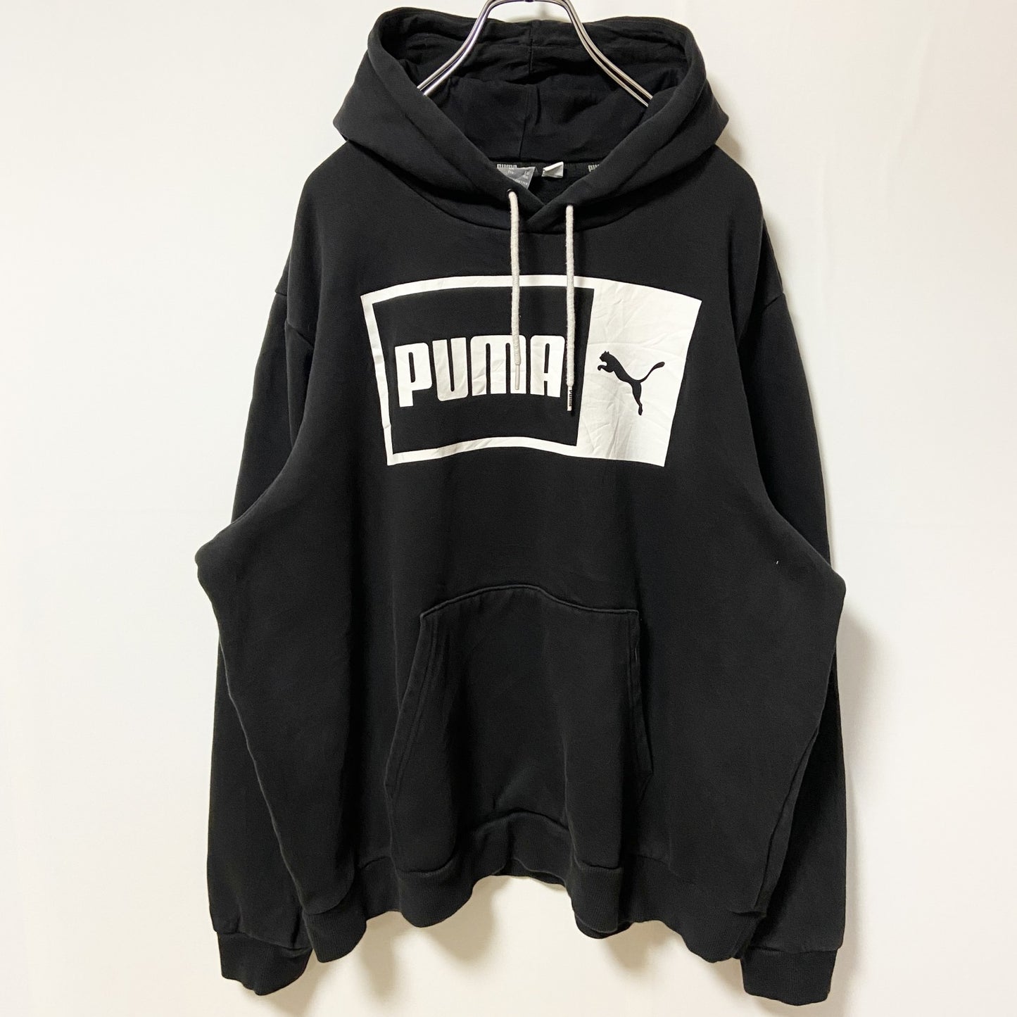 古着 used　puma プーマ　長袖ロゴプリントパーカー　スウェットプルオーバー　黒　ビックシルエット　XXLサイズ