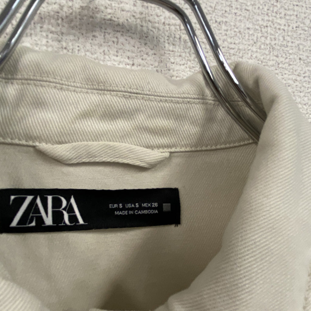 ZARA　ザラ　デニムジャケット　ボタン開き　白　ホワイト　Sサイズ　古着