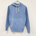 Champion　チャンピオン　スウェットパーカー/フーディー　目無し　刺繍ロゴ　現行　水色　ブルー　Mサイズ トレーナー スウェットトップス フード付き 古着