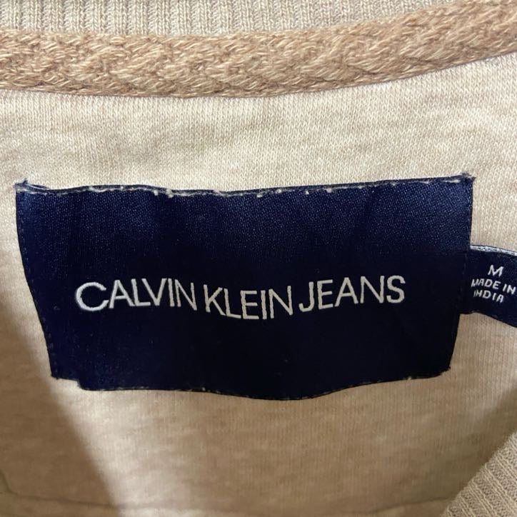 古着 used　CALVINKLEIN カルバンクライン　長袖ロゴプリントスウェット　トレーナー　でかロゴ　クリームカラー　M