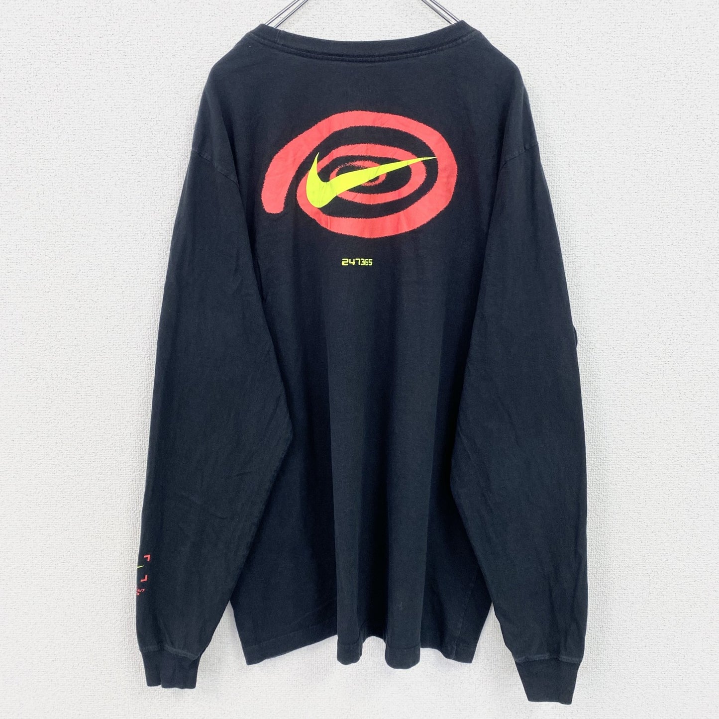 古着 used　NIKE　ナイキ　長袖プリントTシャツ　クルーネックロンT　黒　ブラック　ビッグシルエット　2XLサイズ