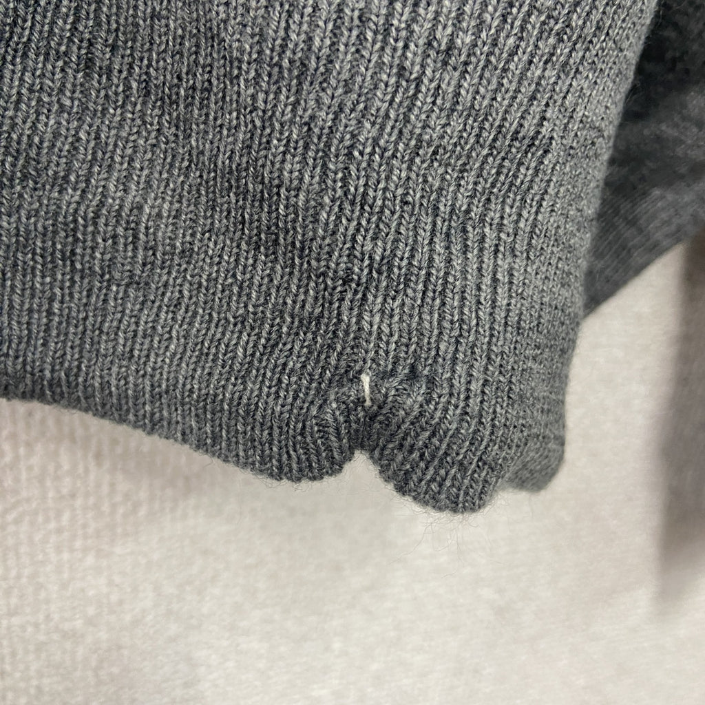 FILA　フィラ　ニットセーター　タートルネック　ハイネック　チェック柄　刺繍ロゴ　スポーツミックス　灰色　グレー　古着
