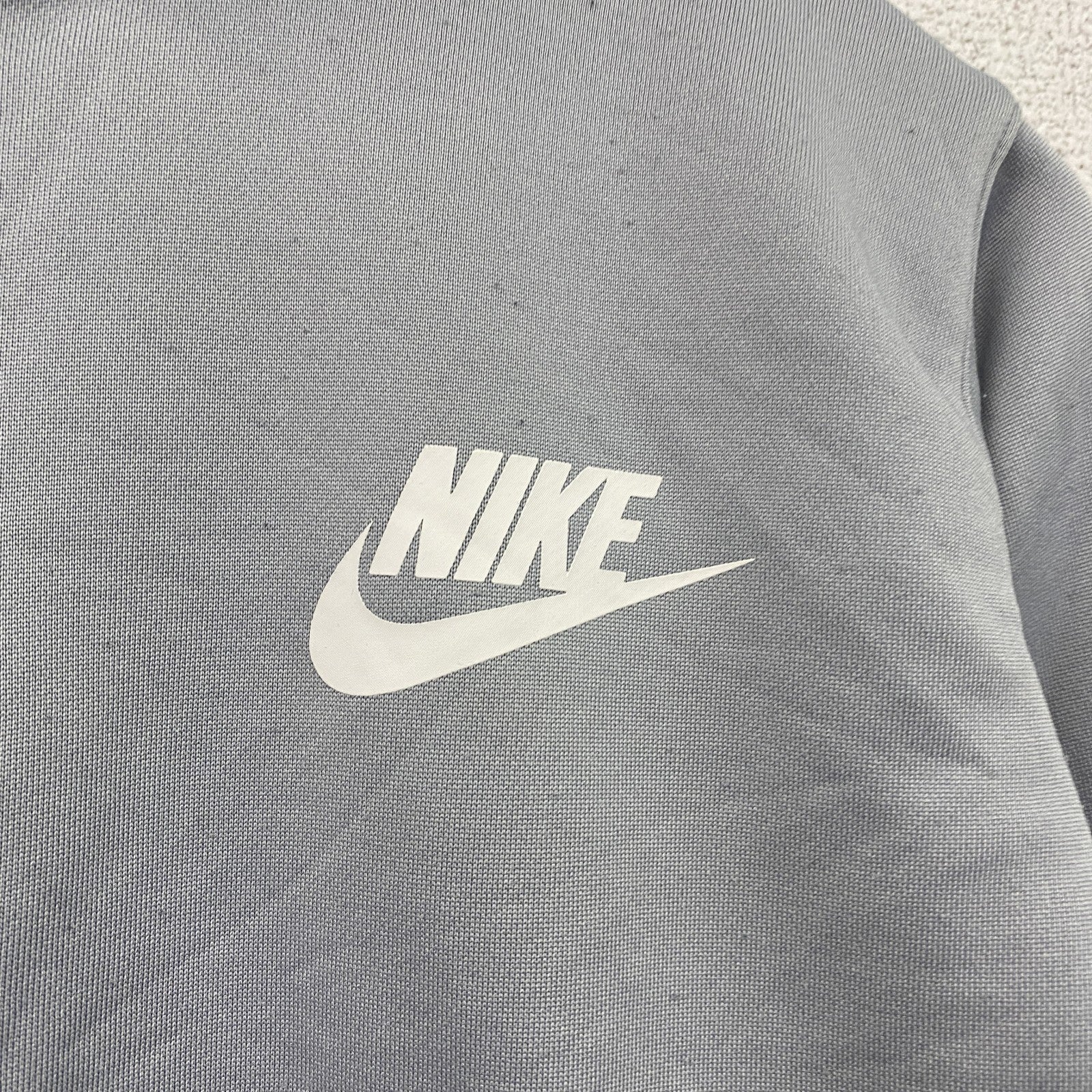 NIKE　ナイキ　トラックジャケット/ジャージ　デカロゴ　灰色　グレー　Lサイズ　古着