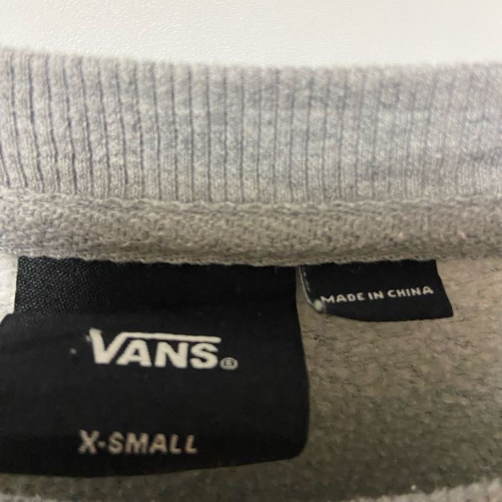 古着 used VANS バンズ　長袖プリントスウェット　トレーナー　ワンポイントロゴ刺繡　グレー　レトロデザイン　XSサイズ