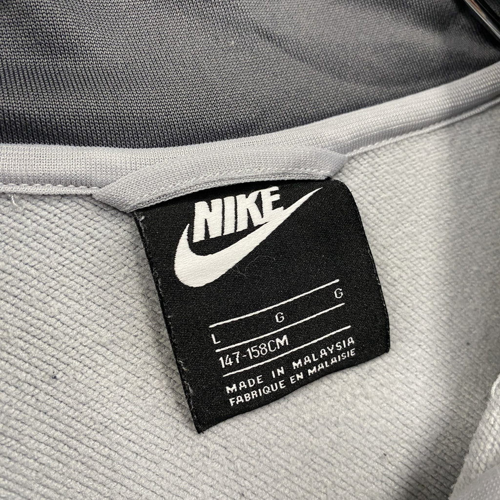 NIKE　ナイキ　トラックジャケット/ジャージ　デカロゴ　灰色　グレー　Lサイズ　古着