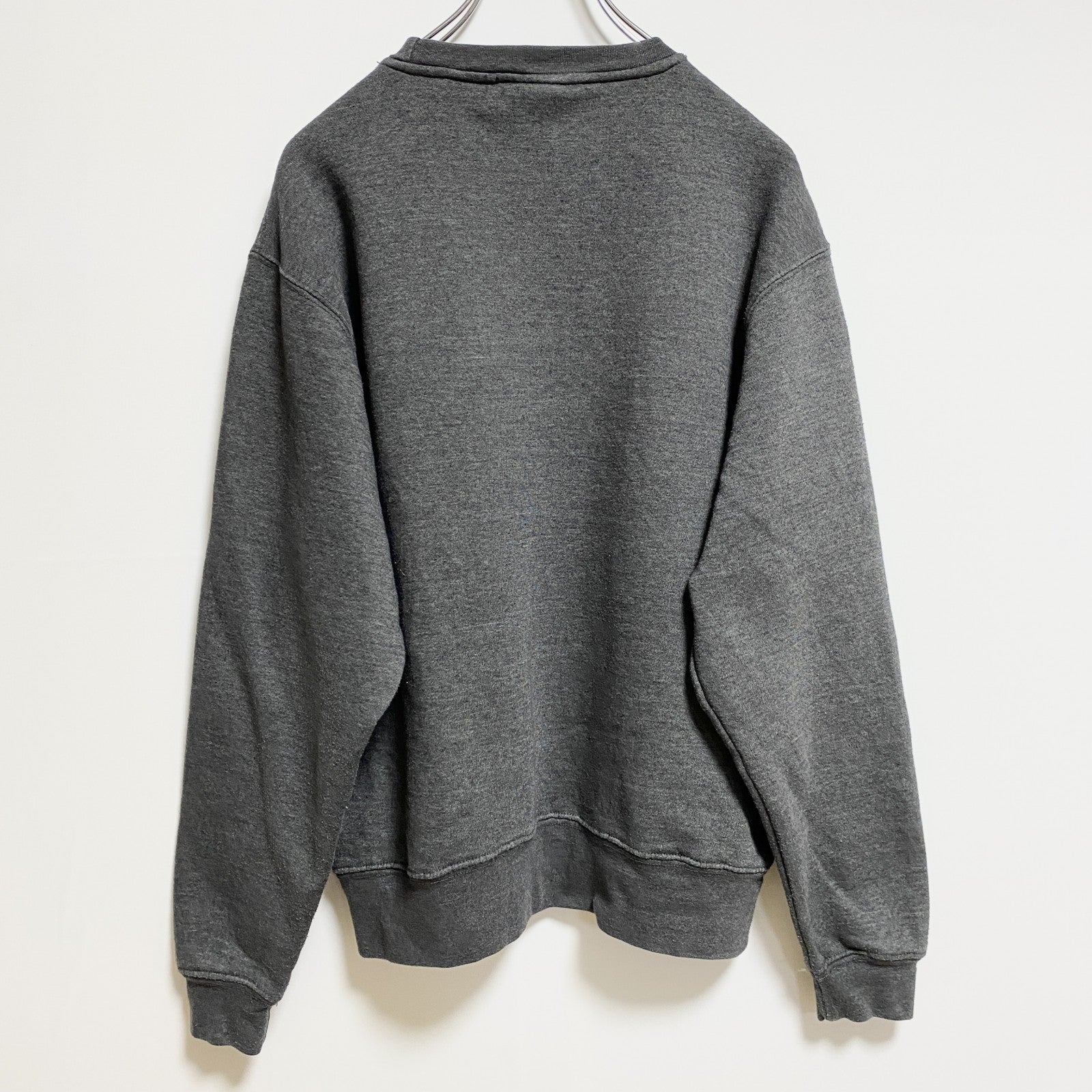 OUTER BANKS　長袖英字刺繍スウェット　トレーナー　ノースカロライナ　グレー　灰色　レトロデザイン　Sサイズ　古着