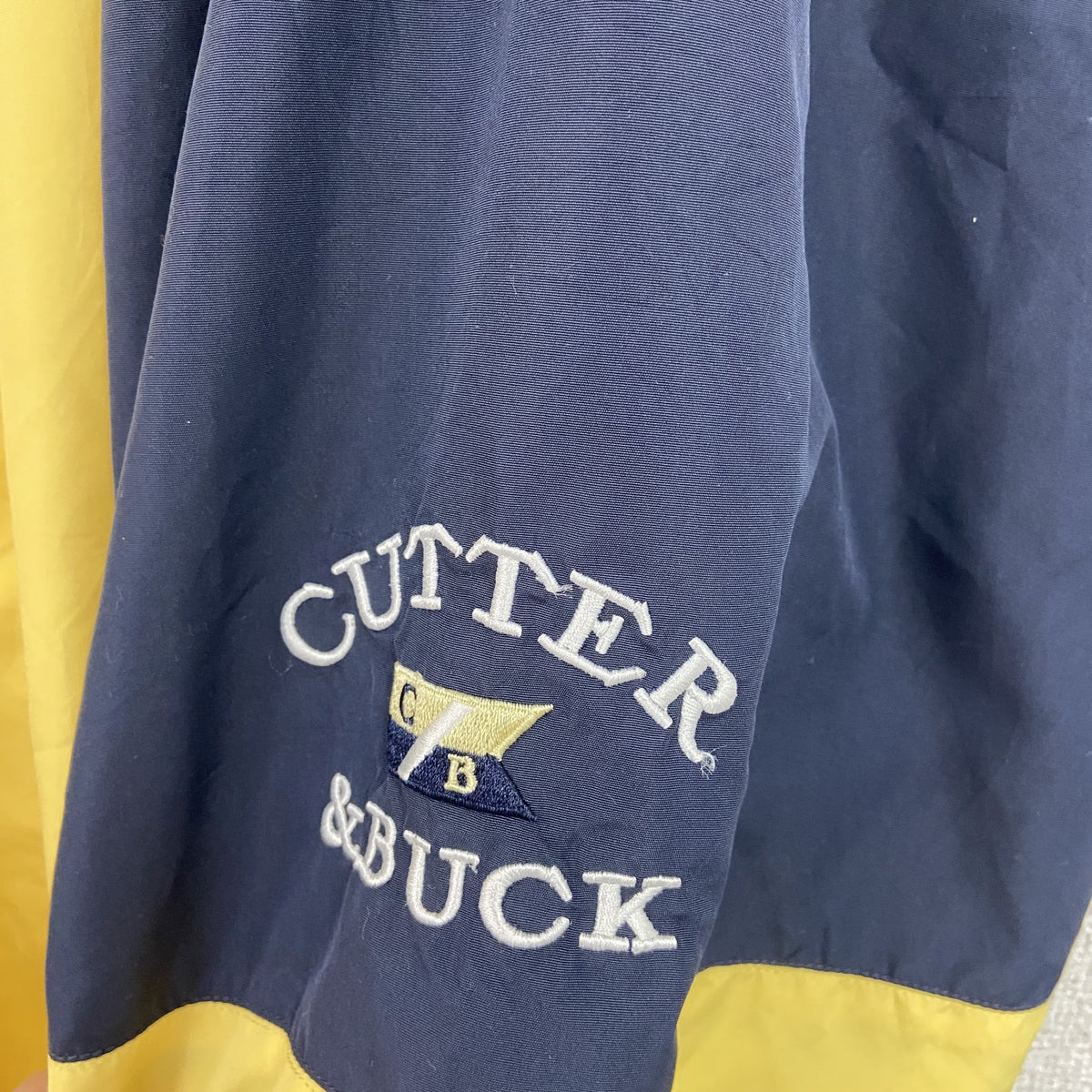 90s～　CUTTER&BUCK　ハーフジッププルオーバージャケット　ヴィンテージ　黄色　イエロー　Lサイズ ウインドブレーカー ナイロンアウター メンズ 古着