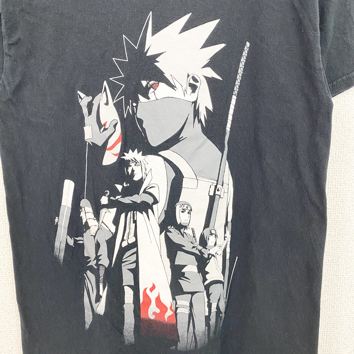 NARUTO　ナルト疾風伝　カカシ　半袖アニメプリントＴシャツ　キャラクターデザイン　黒　ブラック　Sサイズ　古着