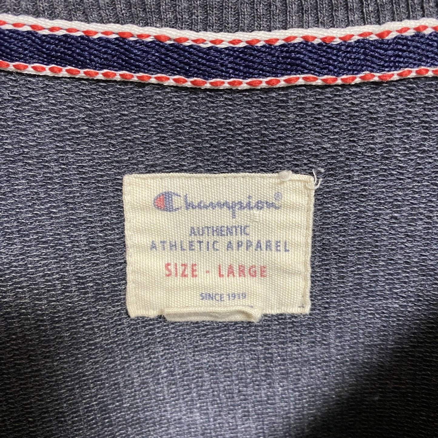 古着 used　Champion チャンピオン　長袖ラグランスリーブスウェット　トレーナー　ワンポイントロゴ　Lサイズ