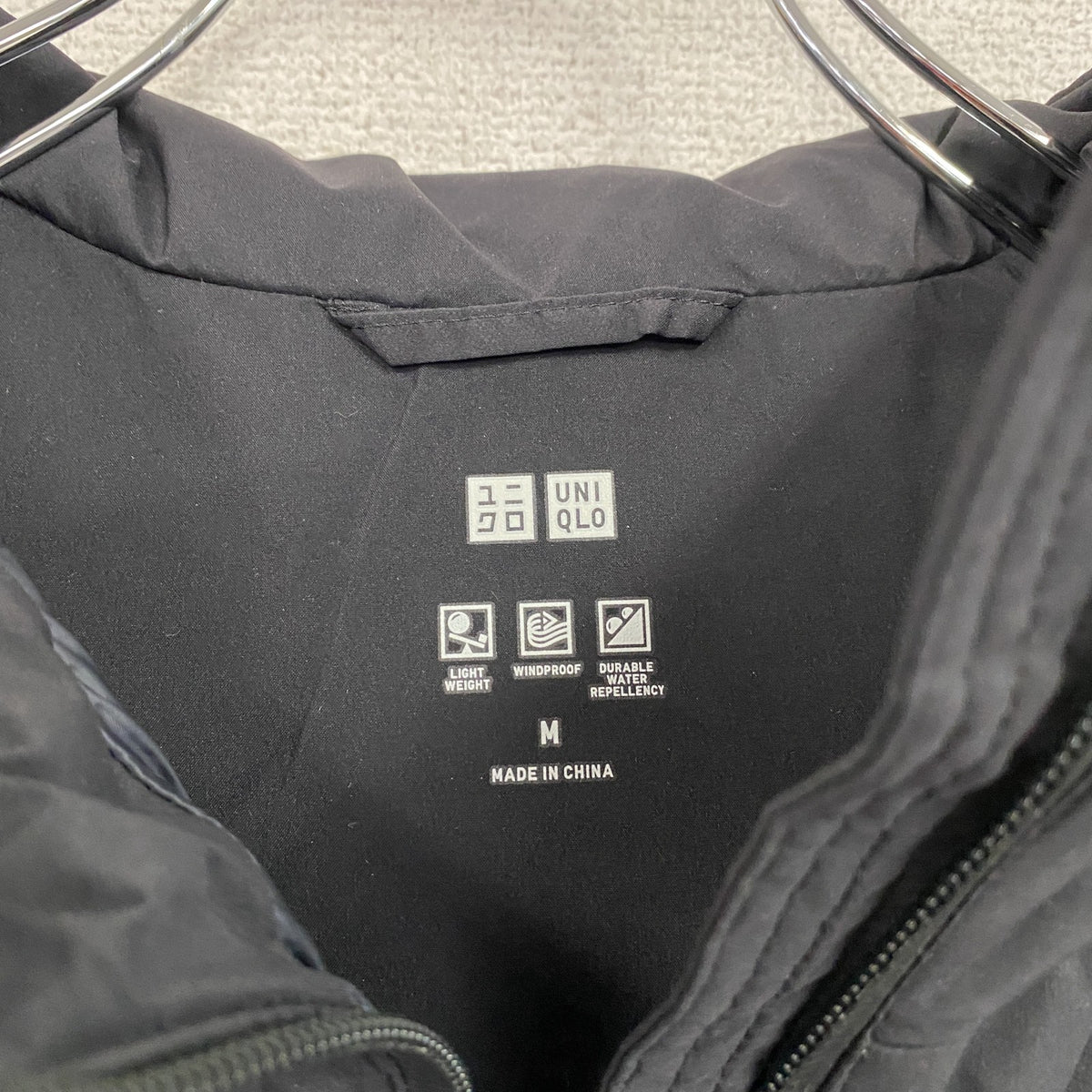 UNIQLO　ユニクロ　シームレスダウンショートコート　ダウン90%　黒　ブラック　Mサイズ　古着