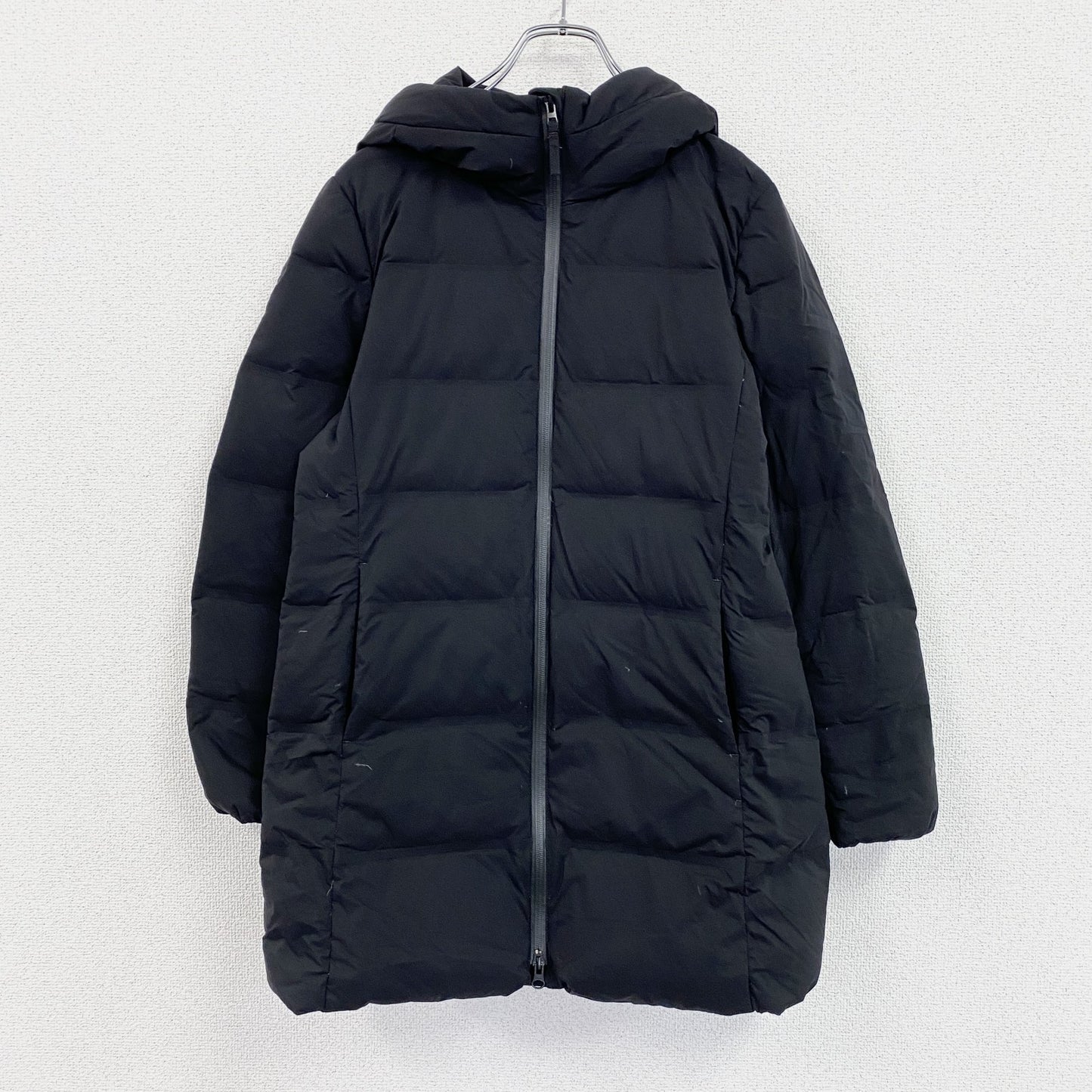 UNIQLO　ユニクロ　シームレスダウンショートコート　ダウン90%　黒　ブラック　Mサイズ