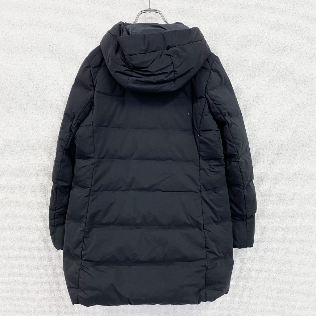 UNIQLO　ユニクロ　シームレスダウンショートコート　ダウン90%　黒　ブラック　Mサイズ　古着