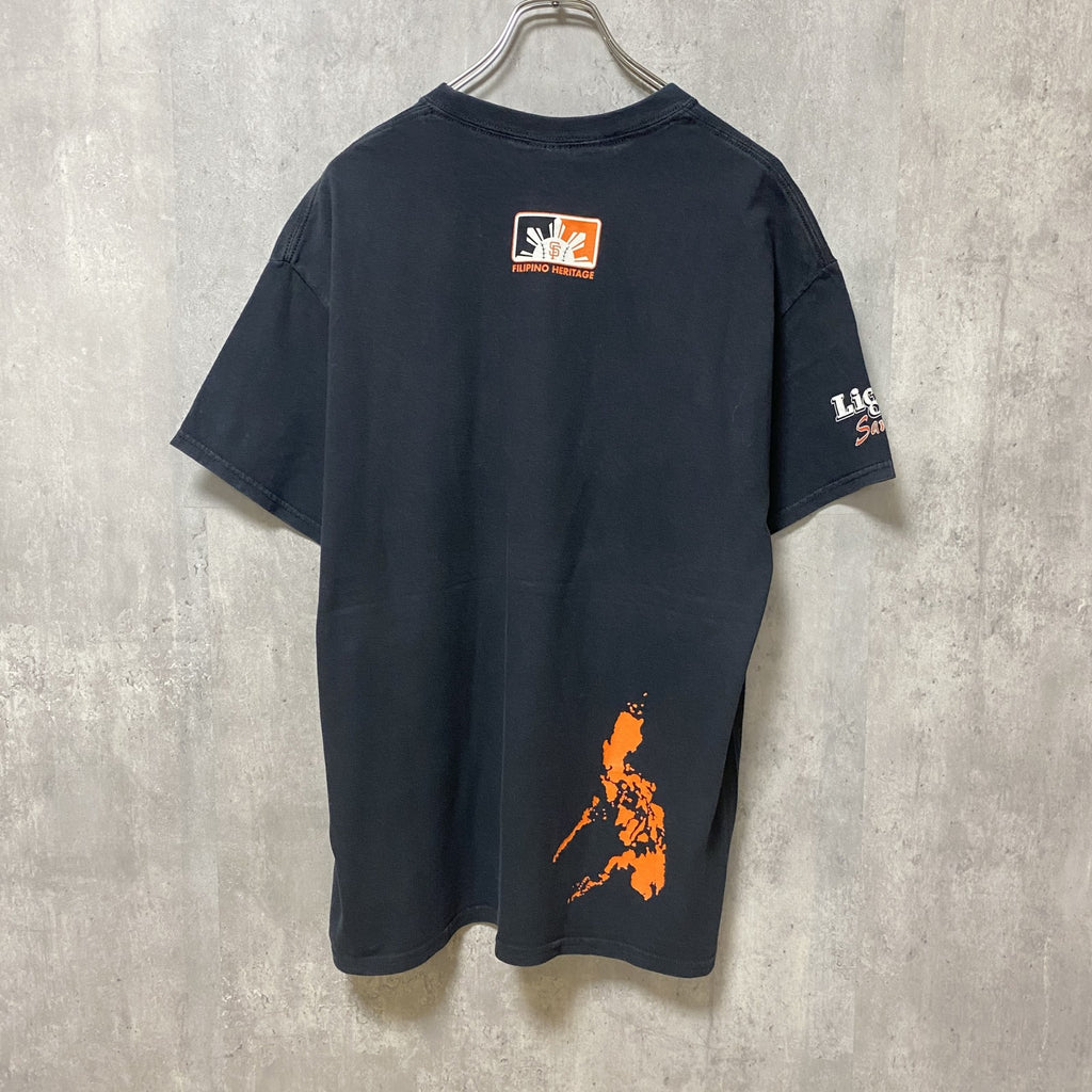 GILDAN ギルダン　FILIPINO HERITAGE　半袖プリントTシャツ　レトロデザイン　黒　ブラック　古着