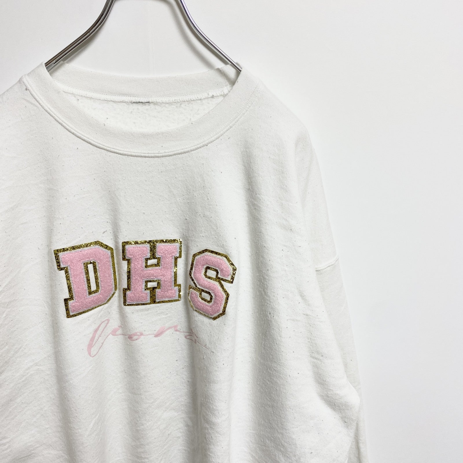 DHS　長袖ワッペンスウェット　トレーナー　白　ホワイト　クルーネック　レトロデザイン　秋冬服　ビッグシルエット　古着