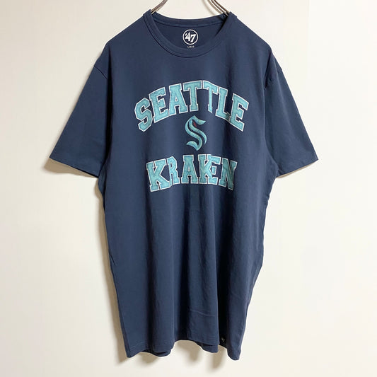 古着 used　NHL　SEATTLE KRAKEN シアトルクラーケン　半袖ビックプリントTシャツ　ネイビー　Lサイズ