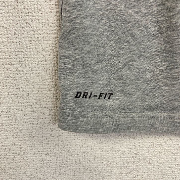 古着 used　NIKE　ナイキ　サーフカップ　半袖プリントTシャツ　サンディエゴ　ドライフィット　灰色　グレー　XLサイズ