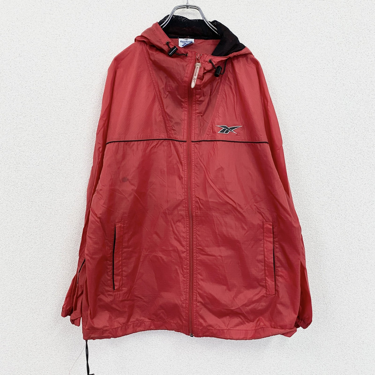 Reebok　リーボック　フルジップナイロンジャケット　赤　レッド　Lサイズ　古着