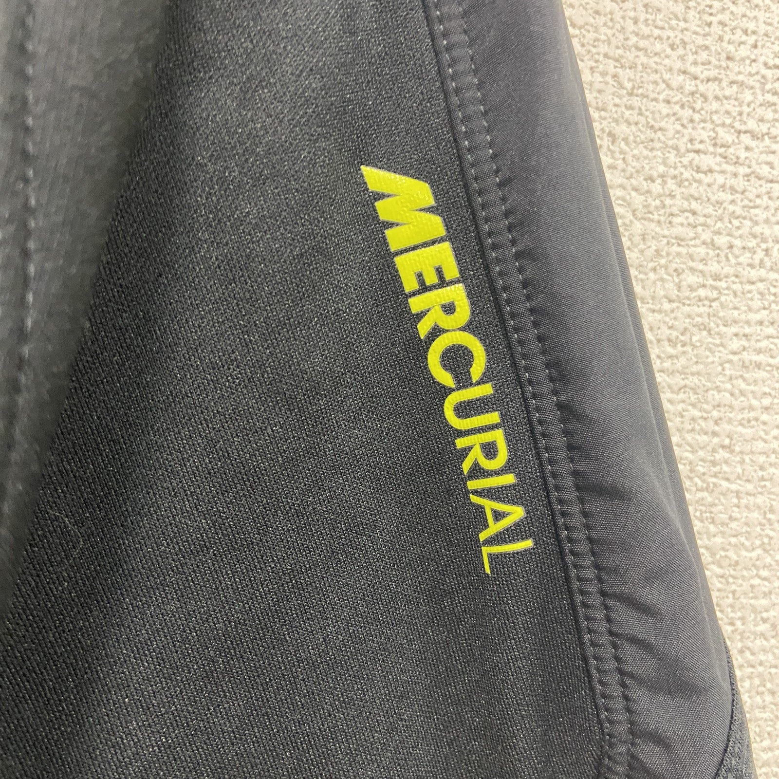 NIKE　ナイキ　トラックジャケット/ジャージ　黒　ブラック　Mサイズ　古着