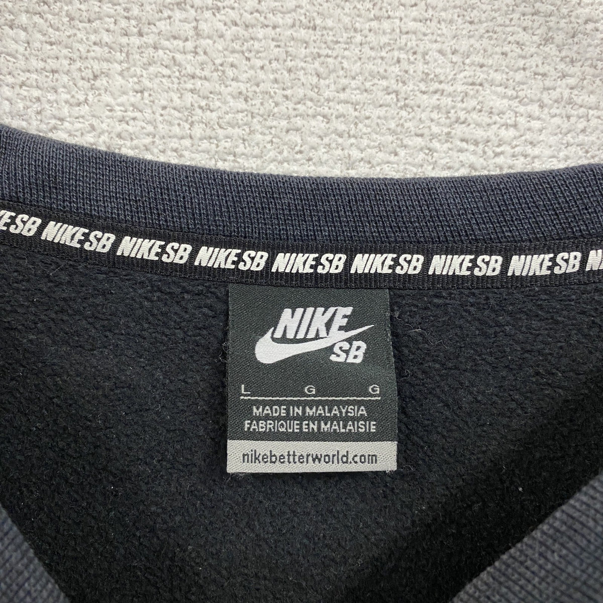 NIKE　ナイキ　スウェット/トレーナー　ラグランスリーブ　スウッシュ　黒　ブラック　Lサイズ スウェットトップス メンズ コットン 古着
