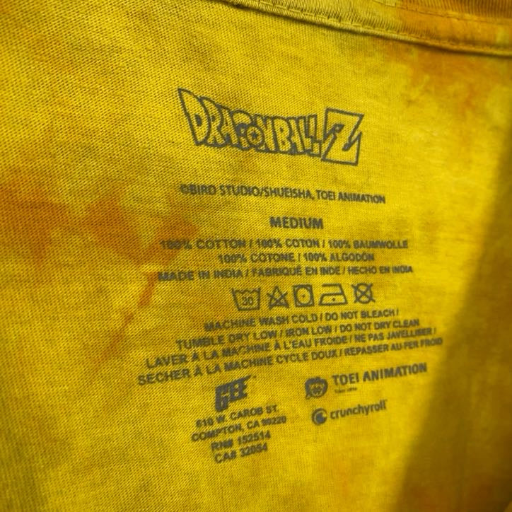 ドラゴンボールZ　孫悟空　スーパーサイヤ人　半袖アニメプリントタイダイ柄Tシャツ　キャラデザイン　黄色　イエロー　Mサイズ　古着