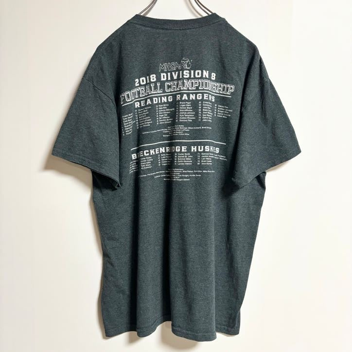 GILDAN　ギルダン　半袖プリントTシャツ　バックプリント　アメフト　スポーツ　グレー　灰色　春夏服　Lサイズ　古着