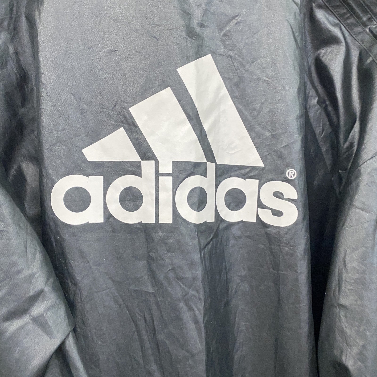adidas　アディダス　プルオーバージャケット　パフォーマンスロゴ　デカロゴ　黒　ブラック　Mサイズ　古着
