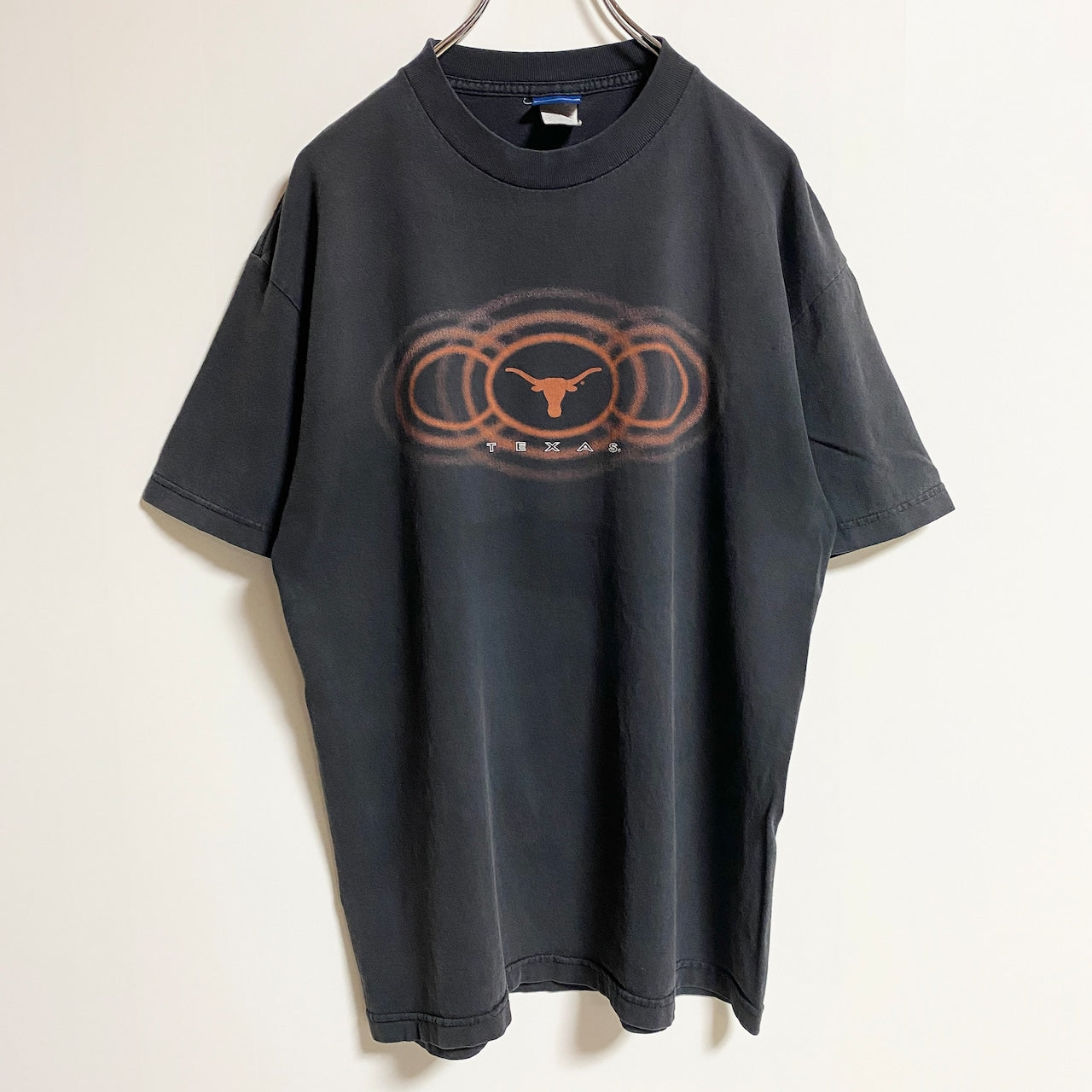 古着 used　CHAMPS　半袖クルーネックTシャツ　テキサスロングホーンズ　TEXAS　フェード感　黒　ブラック　Mサイズ